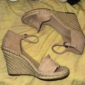Marc Fisher Ruffle Tan Wedges